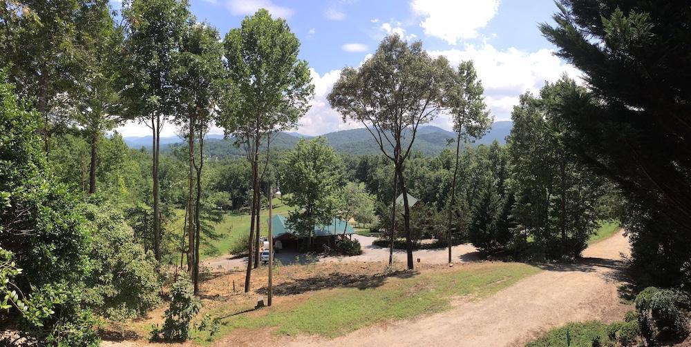 Paradise Hills Winery Resort and Spa photo 5