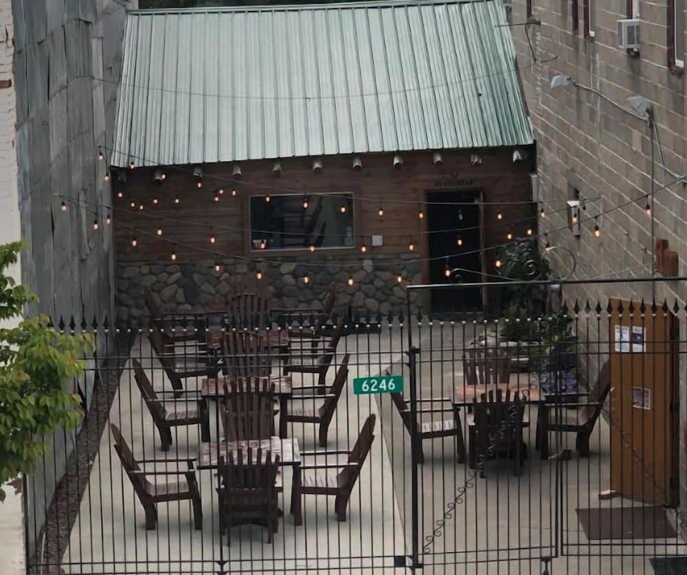 White Horse Hotel photo 11