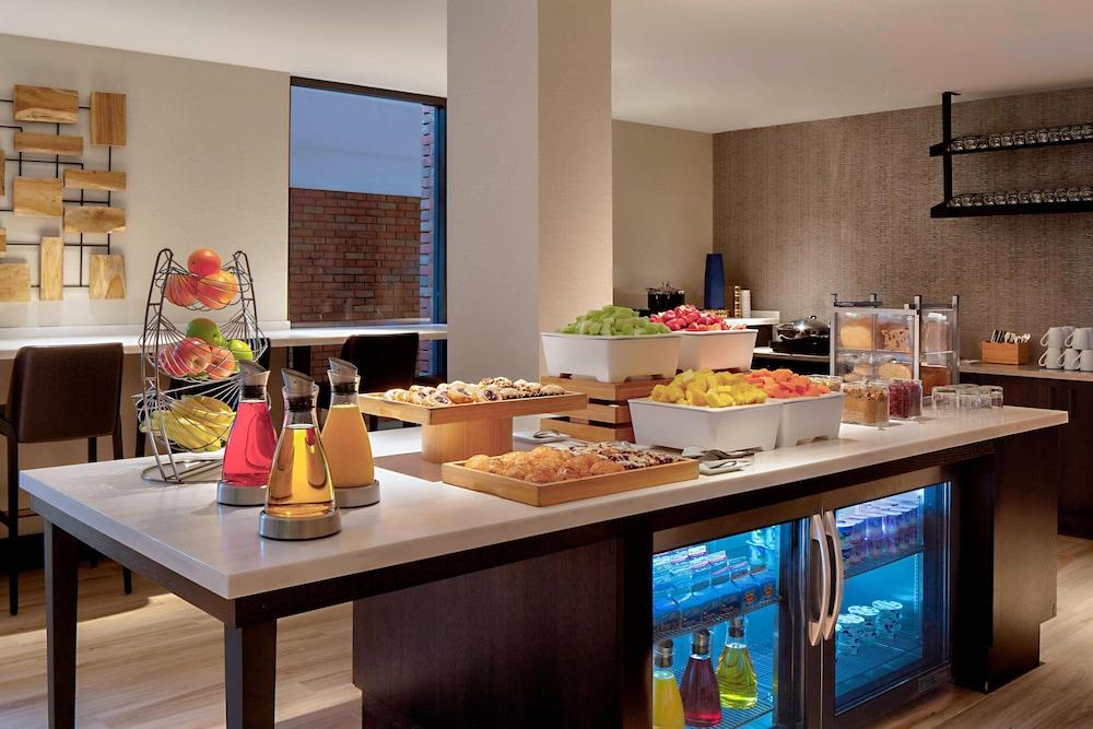 Lincolnshire Marriott Resort photo 64