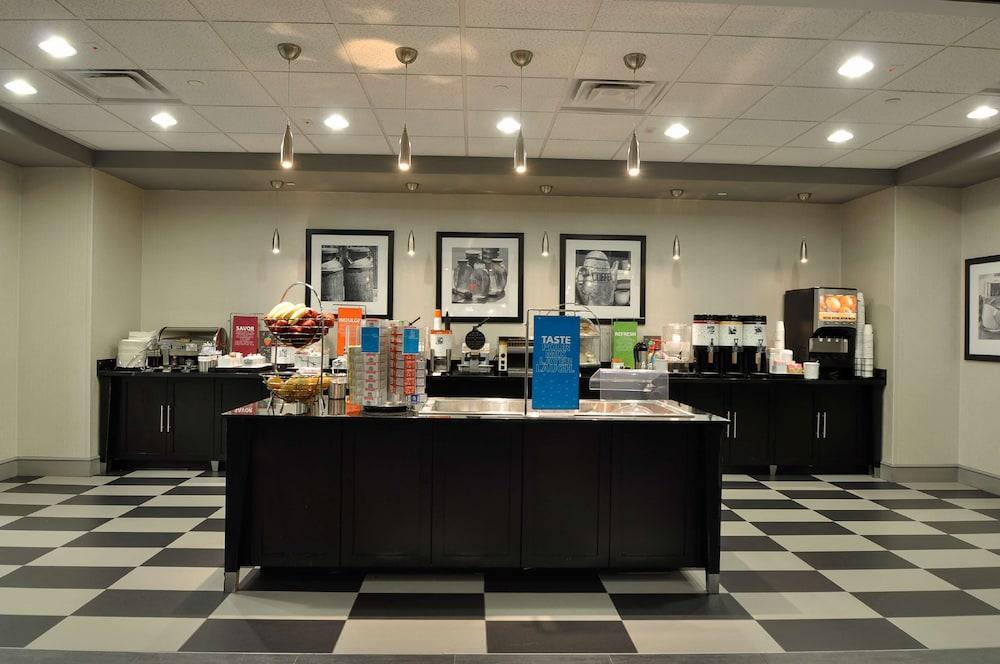 Hampton Inn Stafford/Quantico & Conference Center photo 26