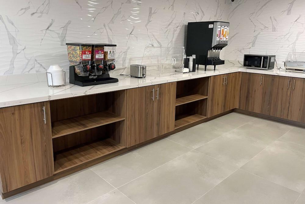 Hawthorn Extended Stay By Wyndham Springdale photo 10