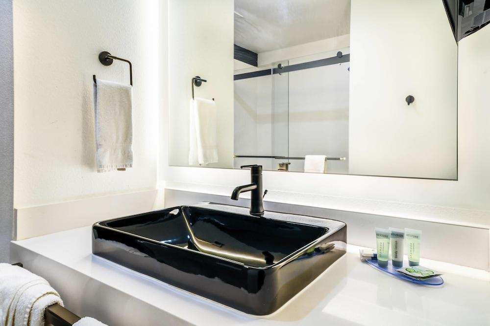 Hy-Lo Hotel, an Ascend Collection Hotel photo 38