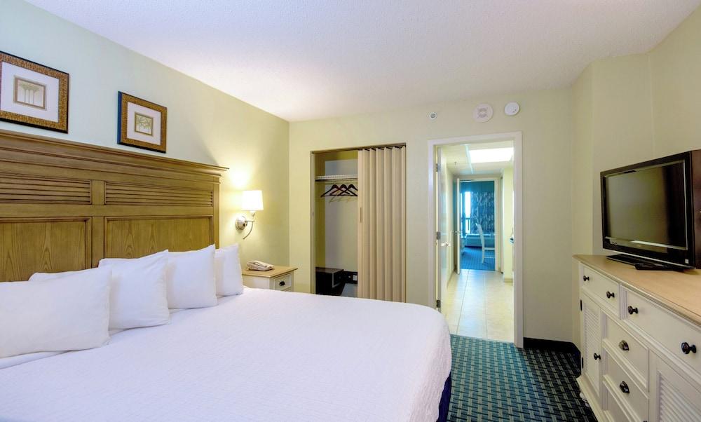 Compass Cove Resort photo 34