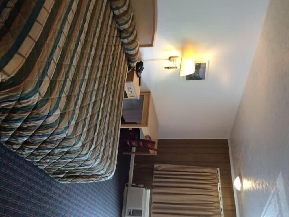 Royal Inn Motel photo 2