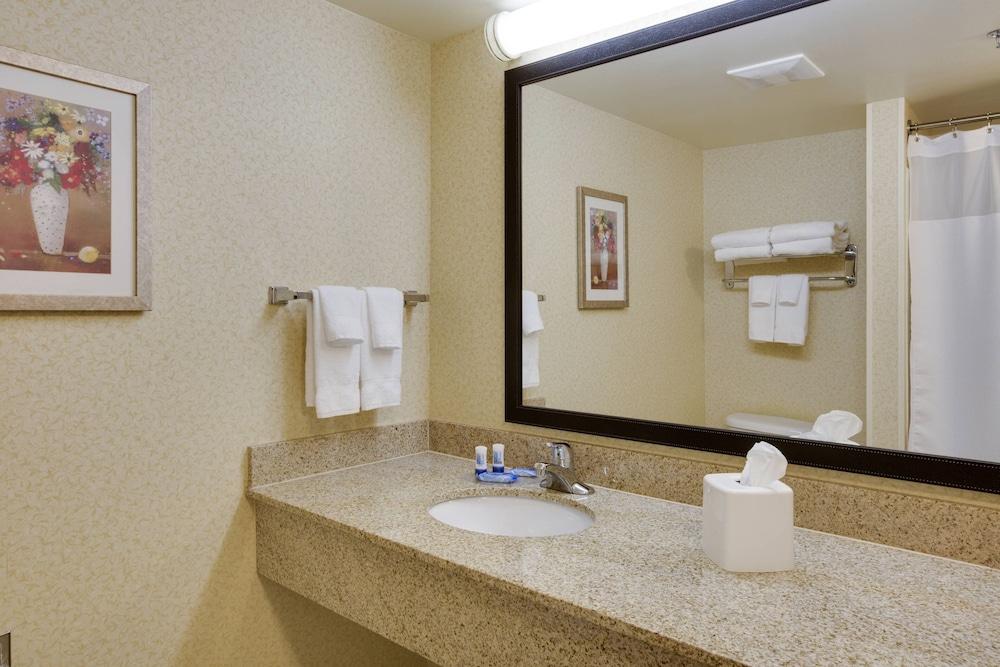 Fairfield Inn & Suites by Marriott South Hill photo 17