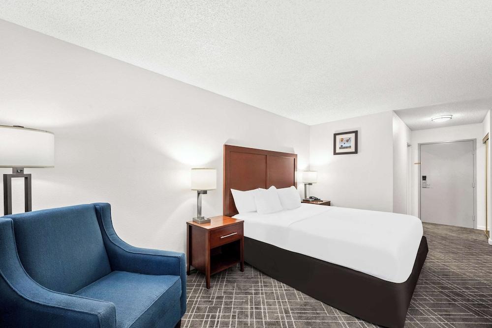Comfort Inn Yreka I-5 photo 22