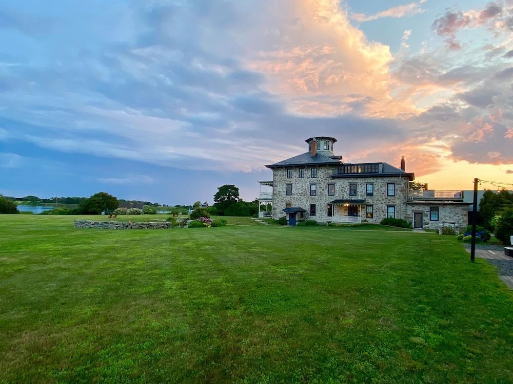 Stone House Inn photo 23