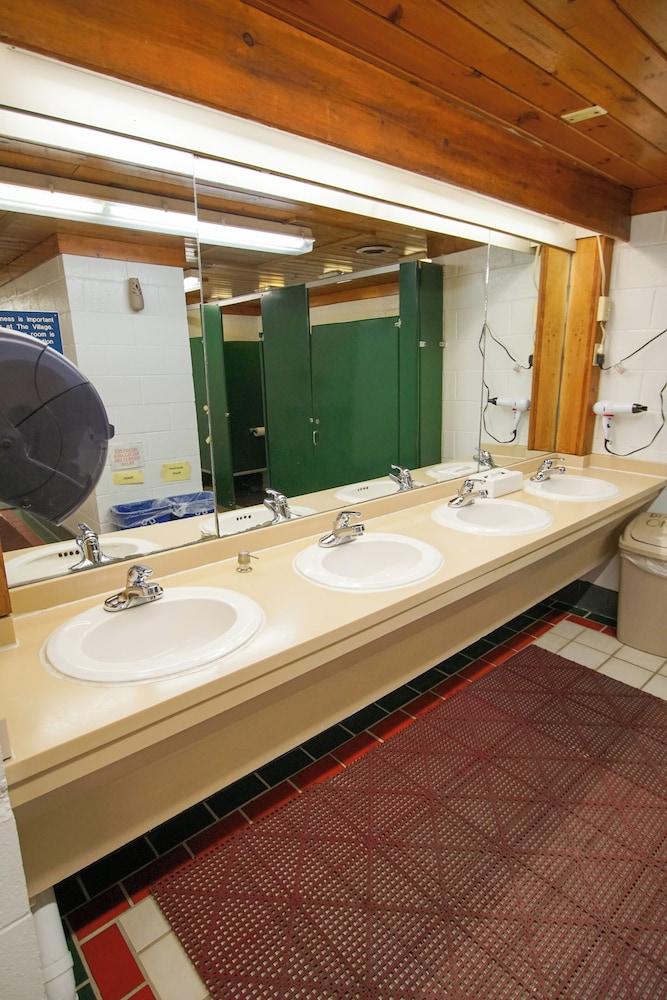 The Village of Loon Mountain Fixed Rooms photo 55