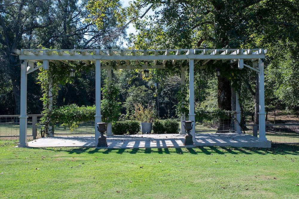 High Hill Farm photo 48