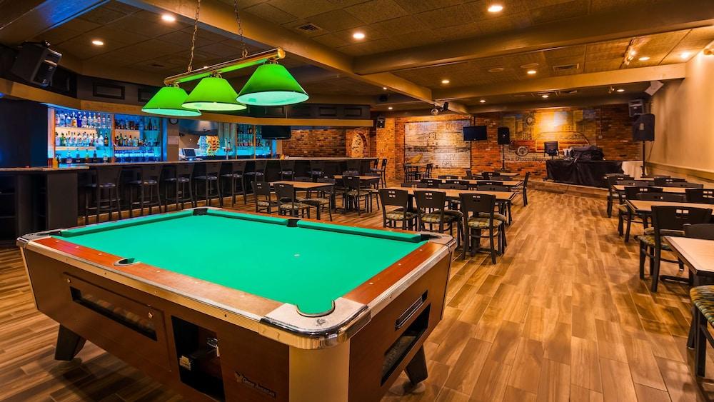 Best Western Woodhaven Inn photo 11