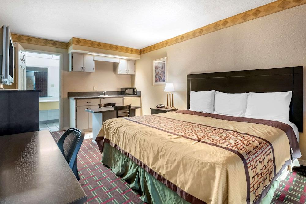 Rodeway Inn New Port Richey photo 27