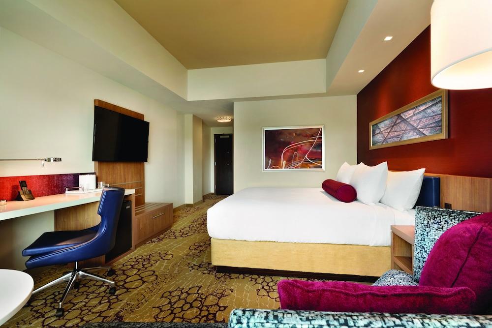 The Landing Hotel at Rivers Casino & Resort photo 6