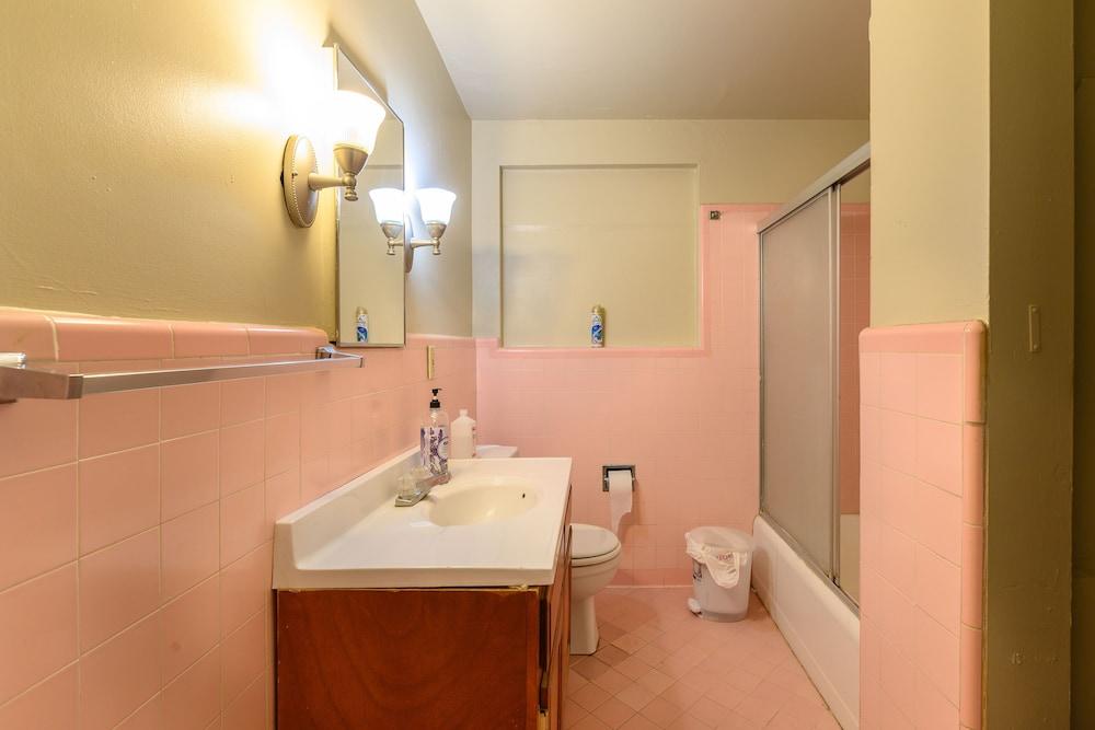 Crashpod Hostel photo 3