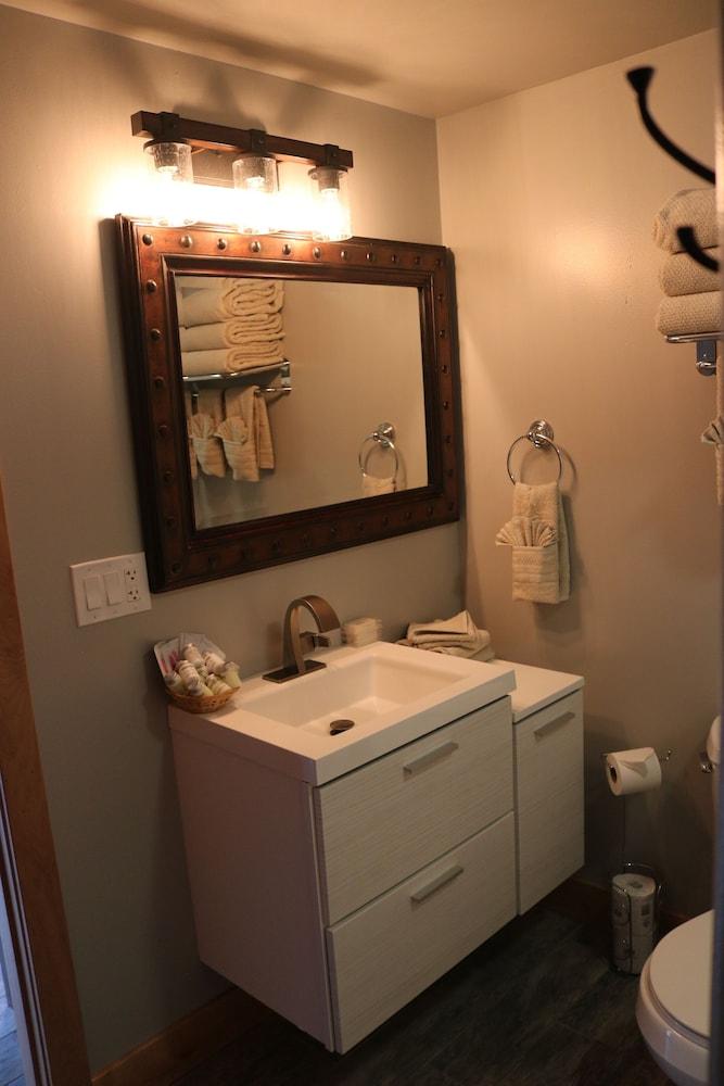 Columbine Inn photo 72