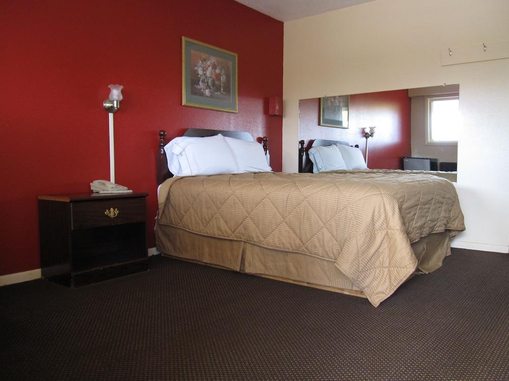 Palace Inn photo 5