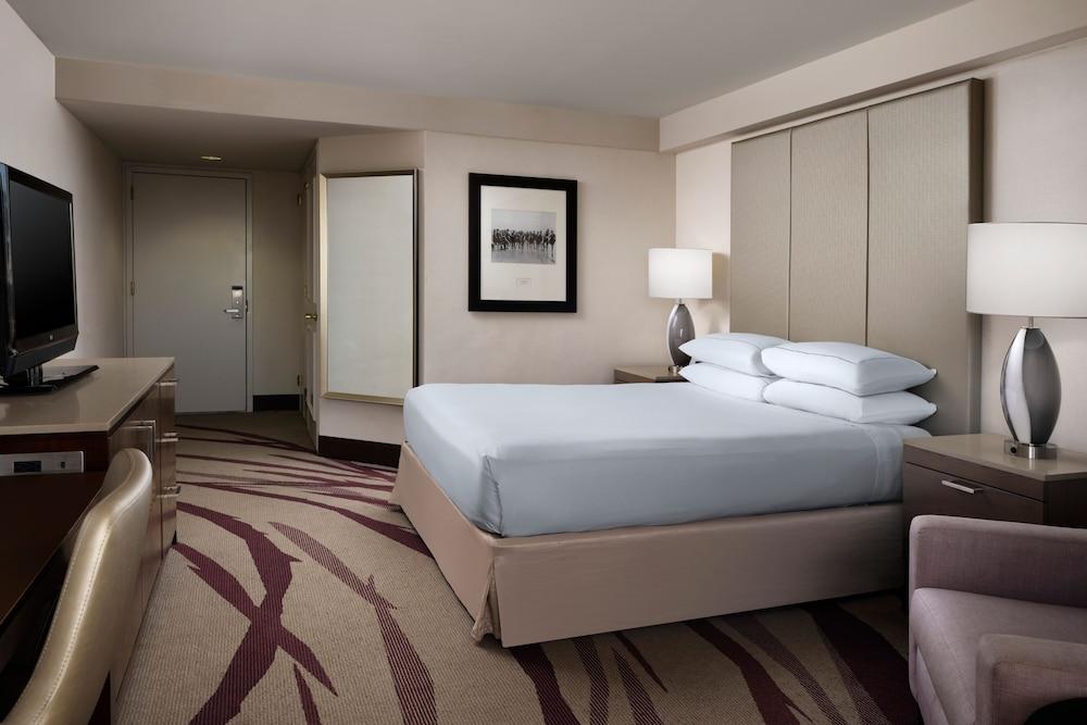 Hilton Long Beach Hotel photo 13