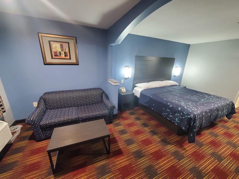 Scottish Inns and Suites East Sam Houston Pkwy photo 1
