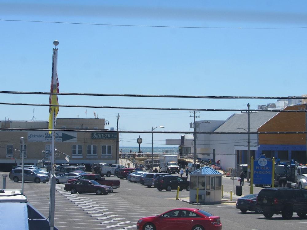 The Coral Sands Motel photo 31
