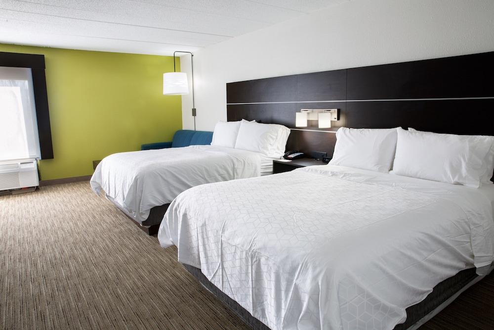 Holiday Inn Express & Suites Dayton-Huber Heights by IHG photo 25