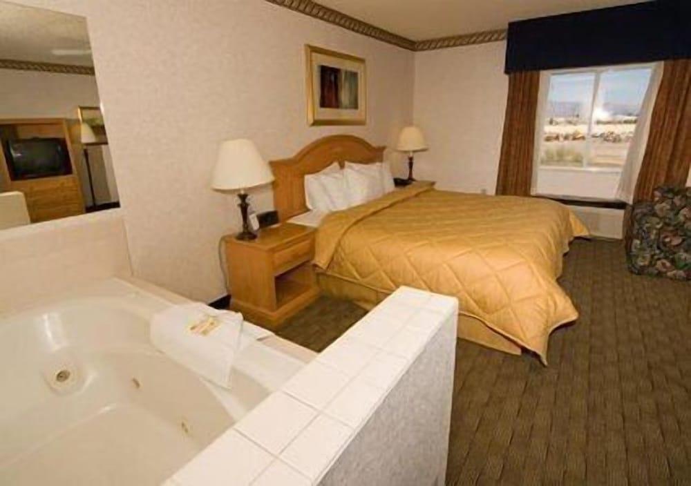 Comfort Inn Tucson Central photo 7