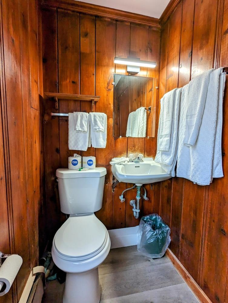 Riverside Motel photo 85