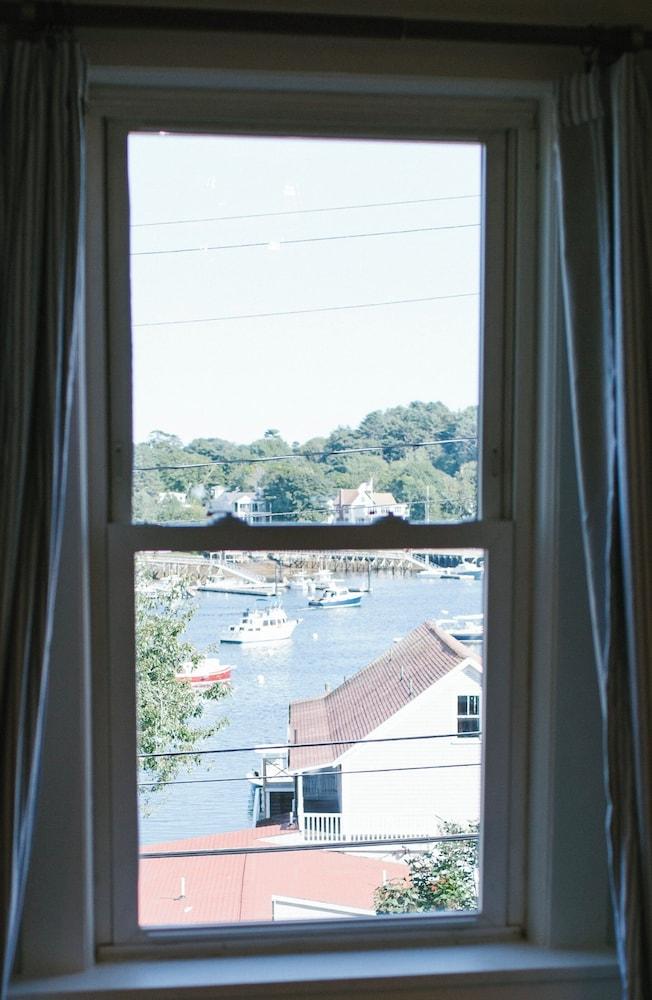 Greenleaf Inn photo 76