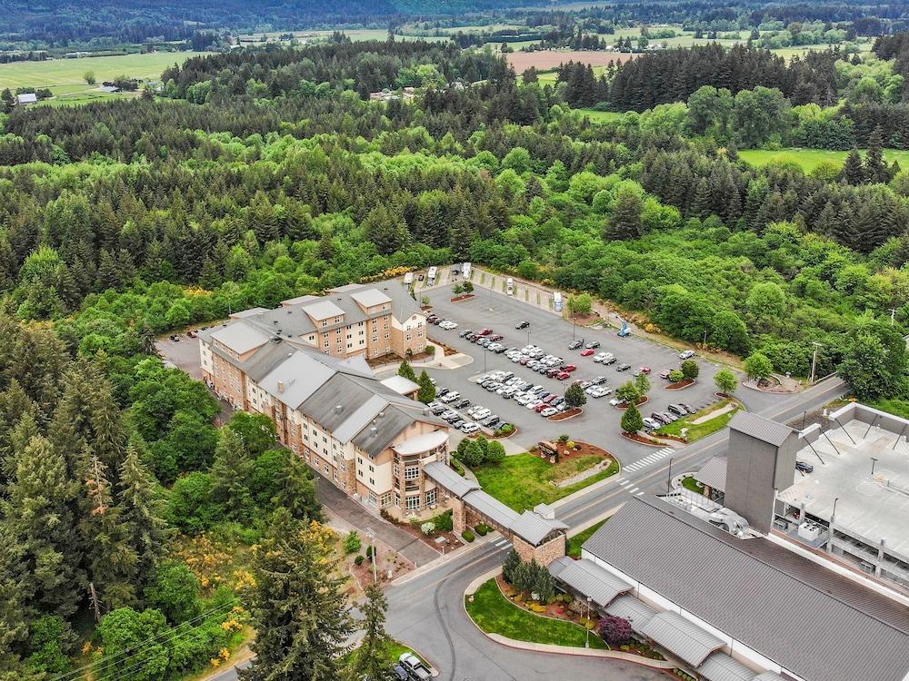 Lucky Eagle Casino & Hotel photo 35