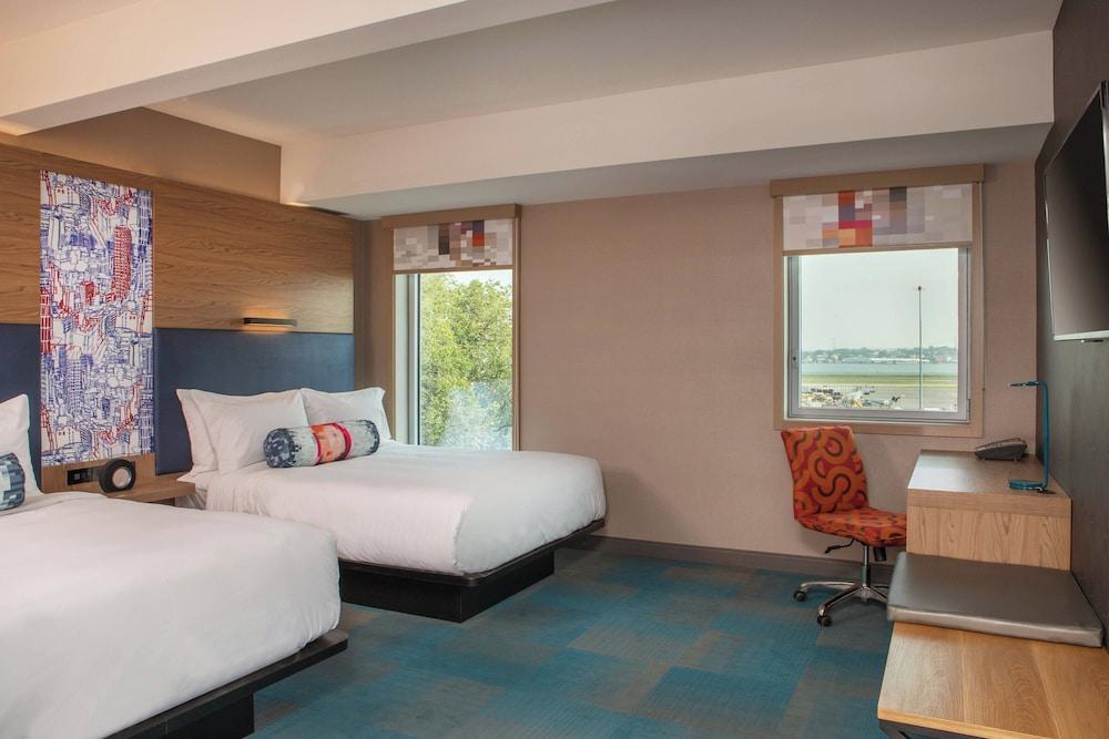 Aloft New York LaGuardia Airport photo 16