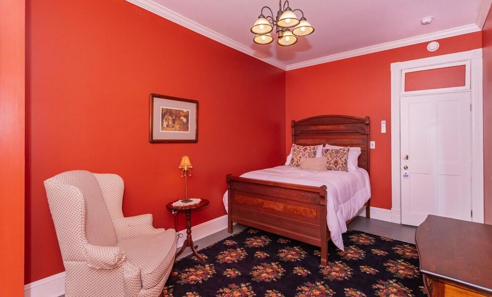 Historic Hotel Broadalbin photo 62