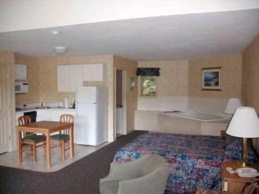 Attitash Motel photo 3