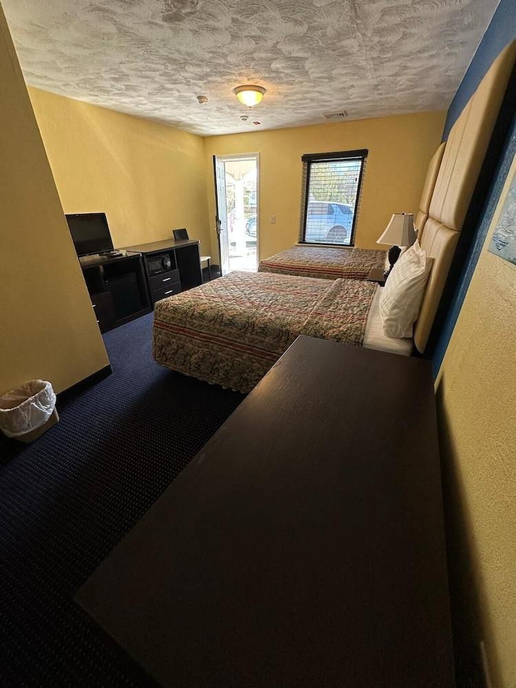 Welcome Inn photo 14