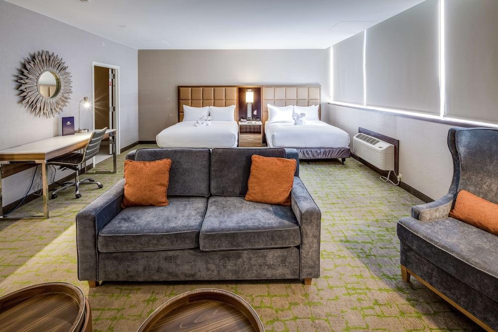 DoubleTree by Hilton Huntington photo 17