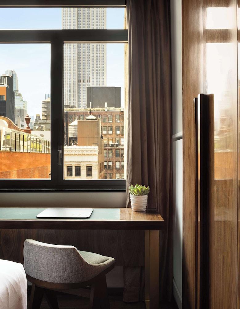 Grayson Hotel in the Unbound Collection by Hyatt photo 7