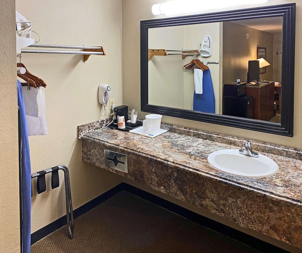 Rodeway Inn San Angelo South photo 22