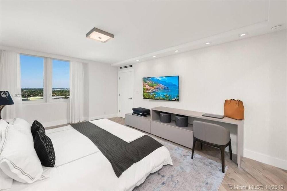 Ocean View Luxury Condo photo 13