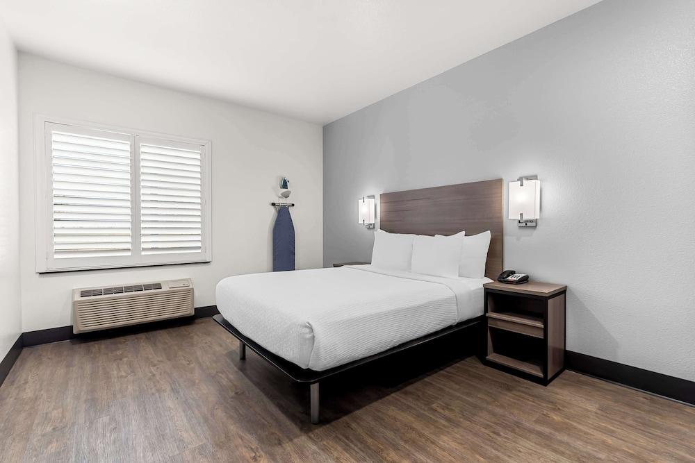 SureStay by Best Western Livingston Merced County photo 20