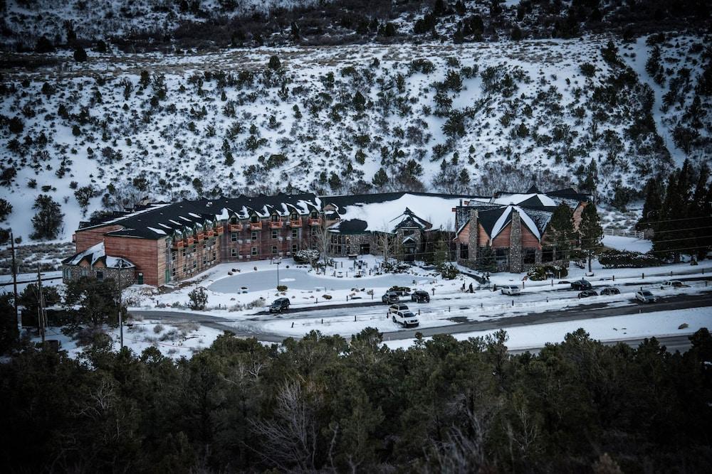 The Retreat on Charleston Peak photo 85