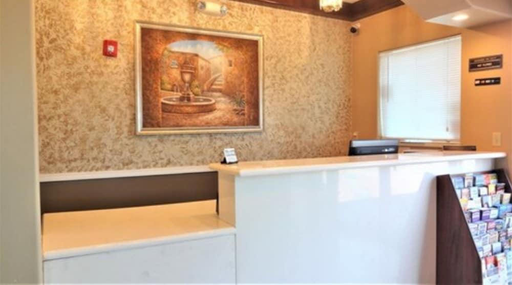 La Copa Inn McAllen photo 3