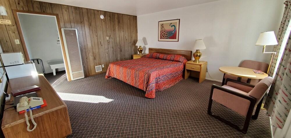 Budget Inn photo 18