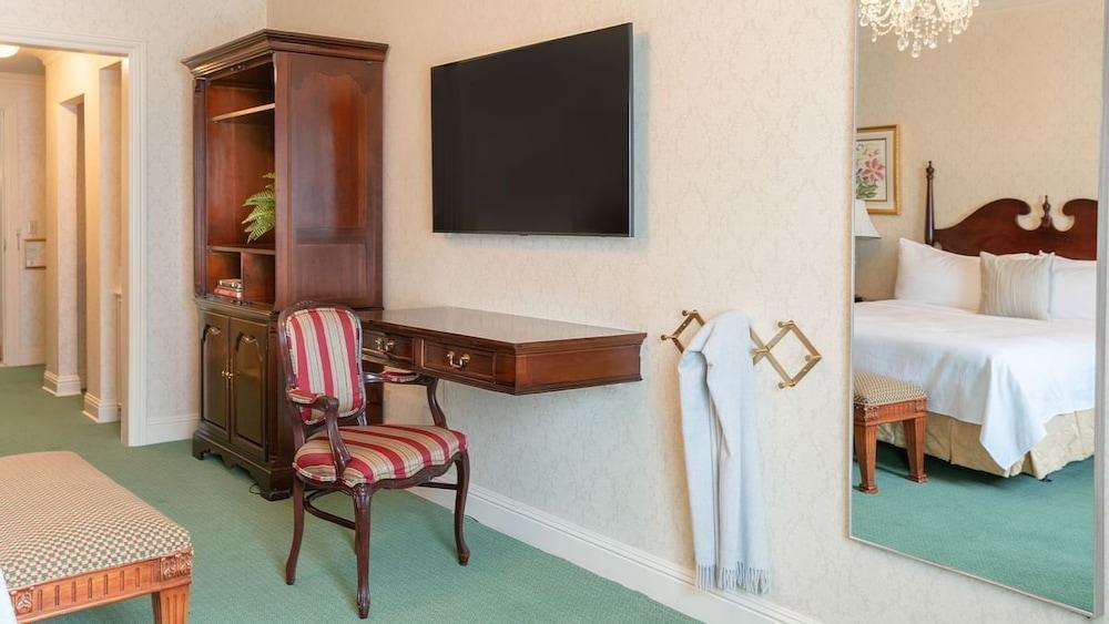 Bristol Hotel, Boutique Collection photo 26
