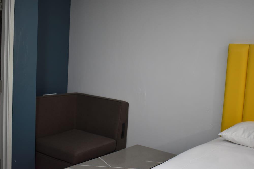 Hotel Blue 66, BW Signature Collection photo 7