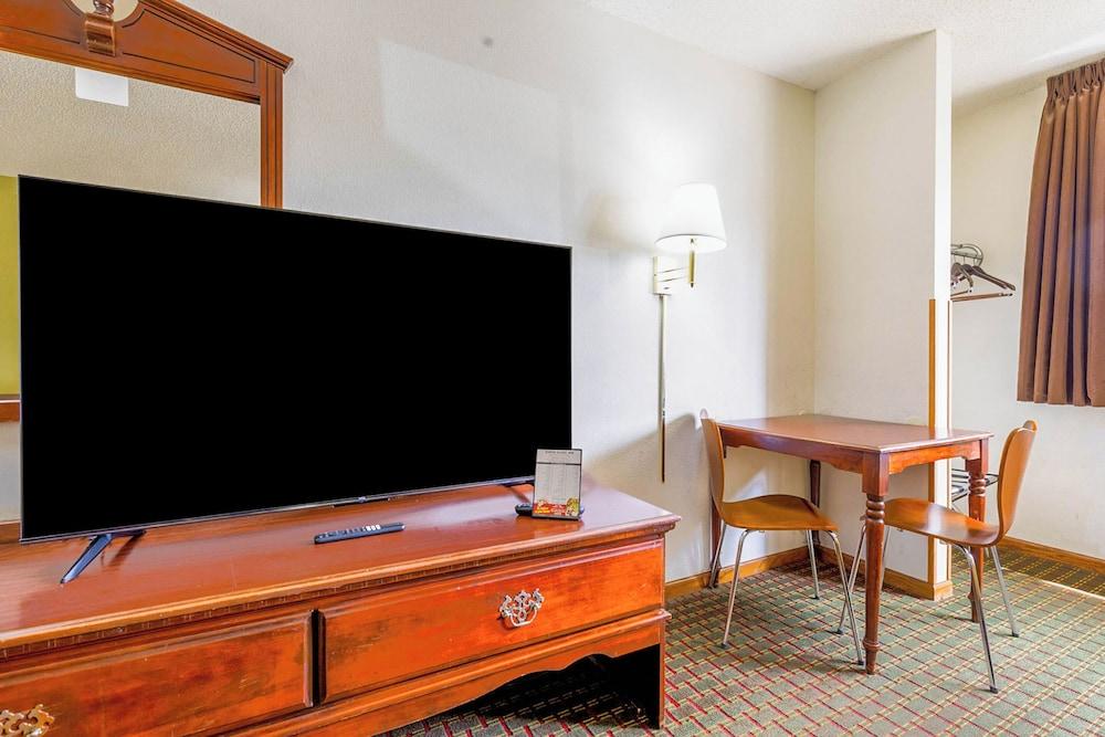 Super Sleep Inn photo 29