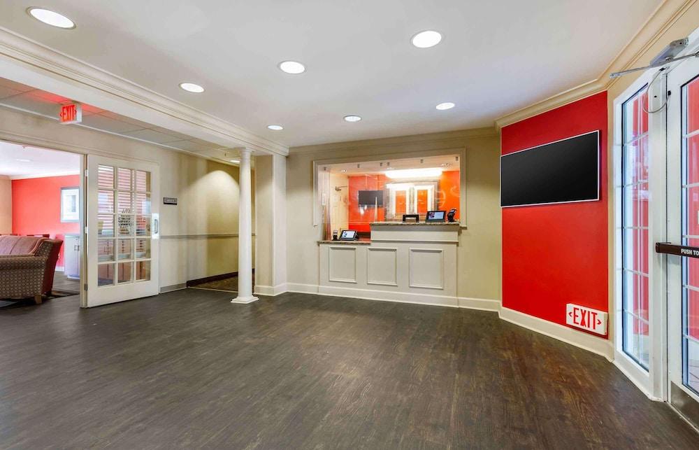 Extended Stay America Suites Washington DC Gaithersburg S photo 2