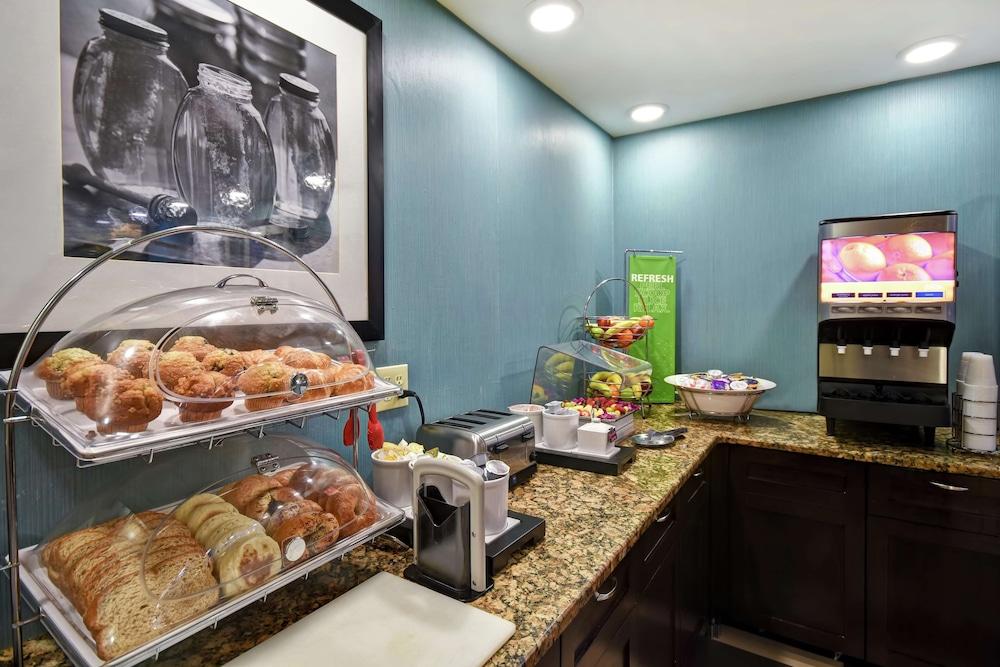 Comfort Inn & Suites Mt. Holly - Westampton photo 50