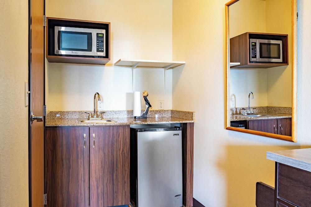 City Inn photo 20