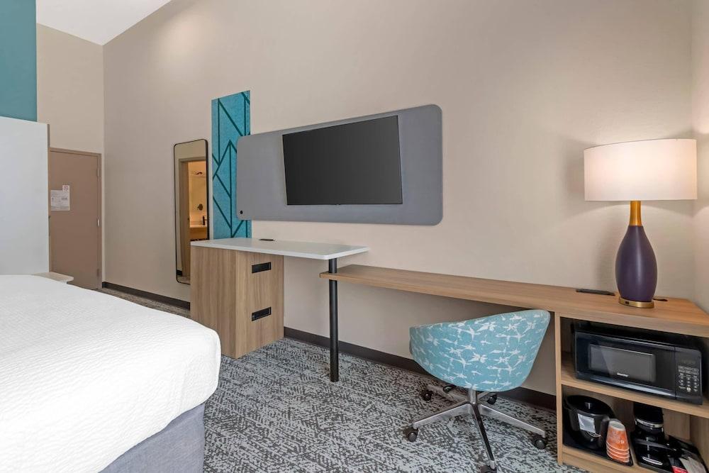 Sleep Inn & Suites photo 34