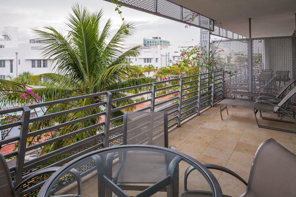SBV Luxury Ocean Hotel Suites photo 19