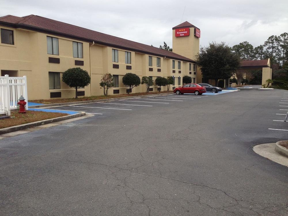 Economy Inn Brunswick photo 1