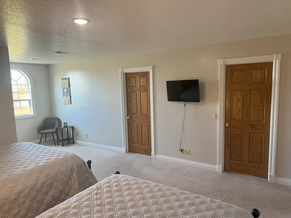 Heritage Homestead Inn photo 2