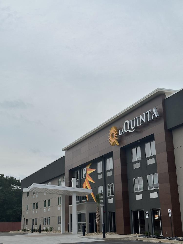La Quinta Inn by Wyndham Columbia NE/Fort Jackson photo 94